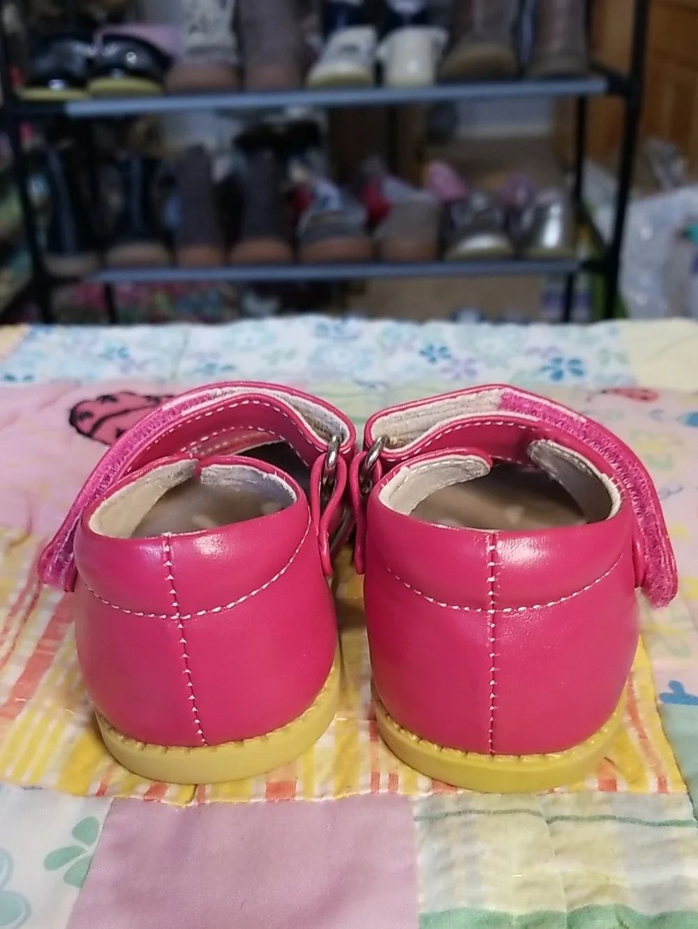 Livie & Luca Pink Leather Mary Jane Shoes Size 6 Soft Leather Petals